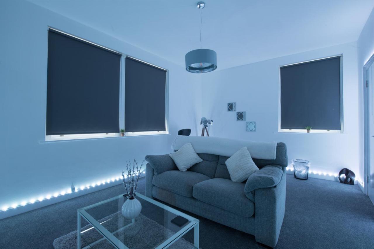 Luxe Maisonette- Parking, 4K Tvs, Leds, Local Snacks And More! バース エクステリア 写真