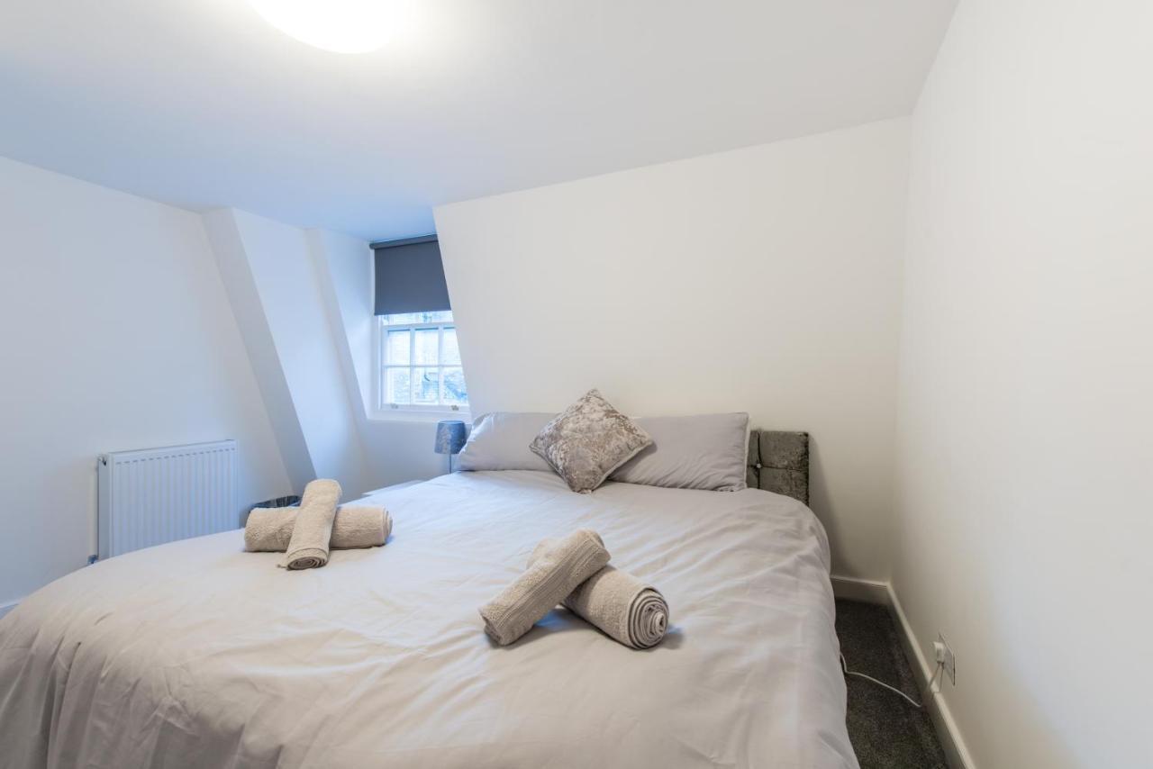 Luxe Maisonette- Parking, 4K Tvs, Leds, Local Snacks And More! バース エクステリア 写真